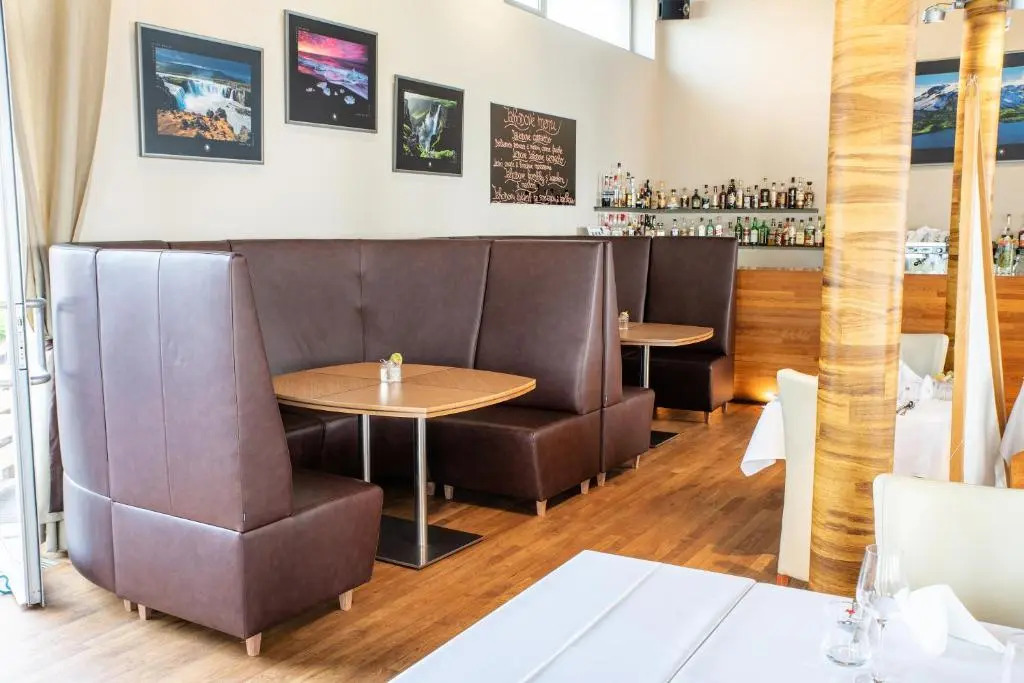 Restaurant & Design Hotel Noem Arch