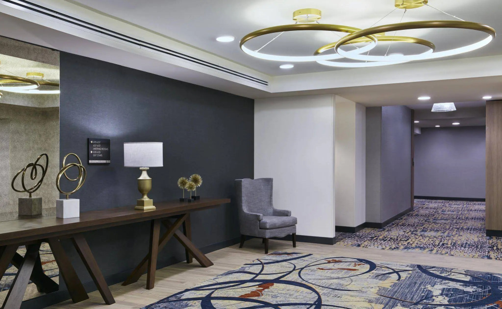 The Inn at Penn, A Hilton Hotel
