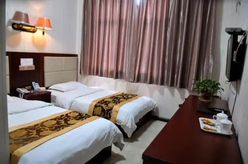 Lintong Wenjun Express Hotel
