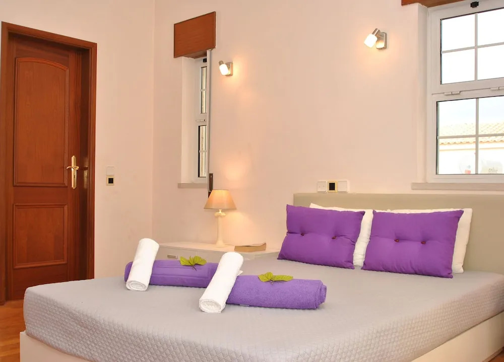 Villa Nespereira - Escapadinha com piscina aquecível e BBQ - Albufeira