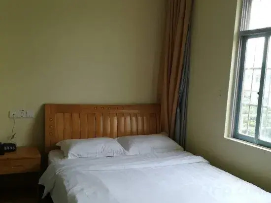 Huandao Holiday Hotel