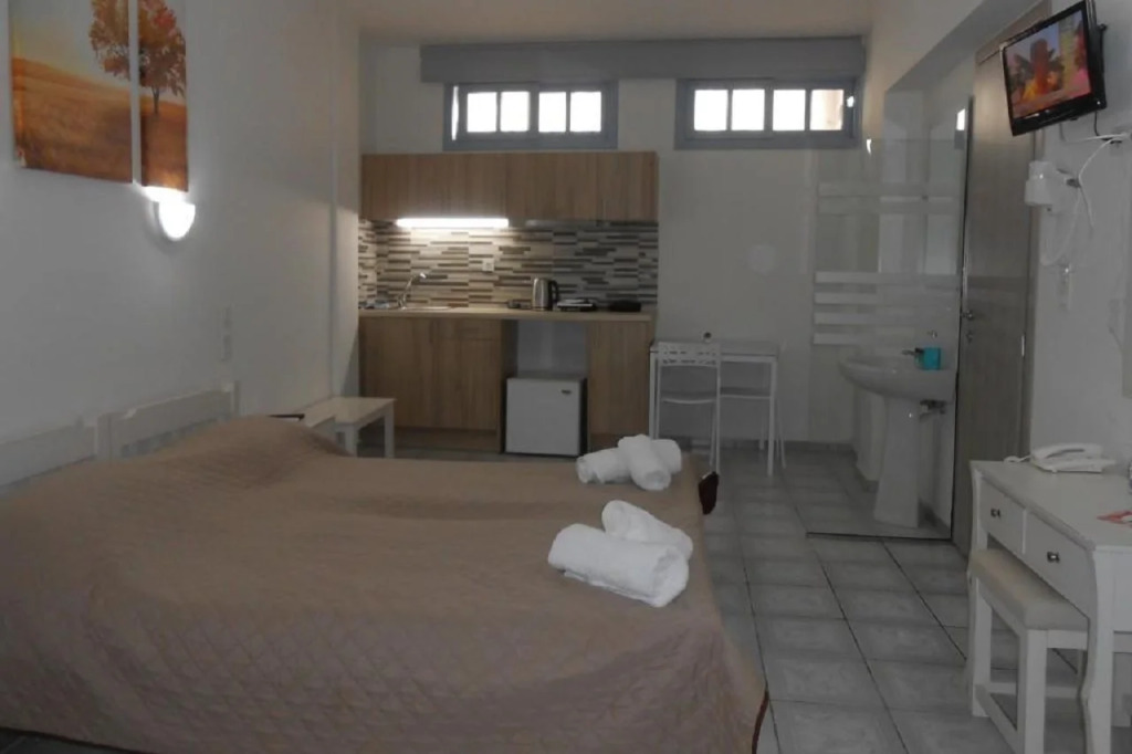 Aristo Apartments