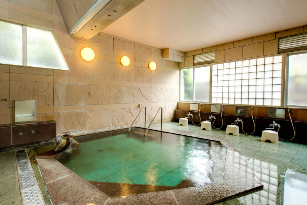 Yugawara-Onsen Manyoso