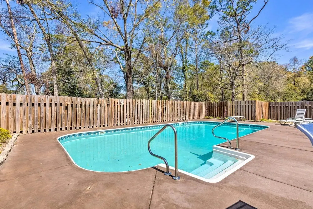 Pool & Dock Access: Gulf Shores Family Getaway!