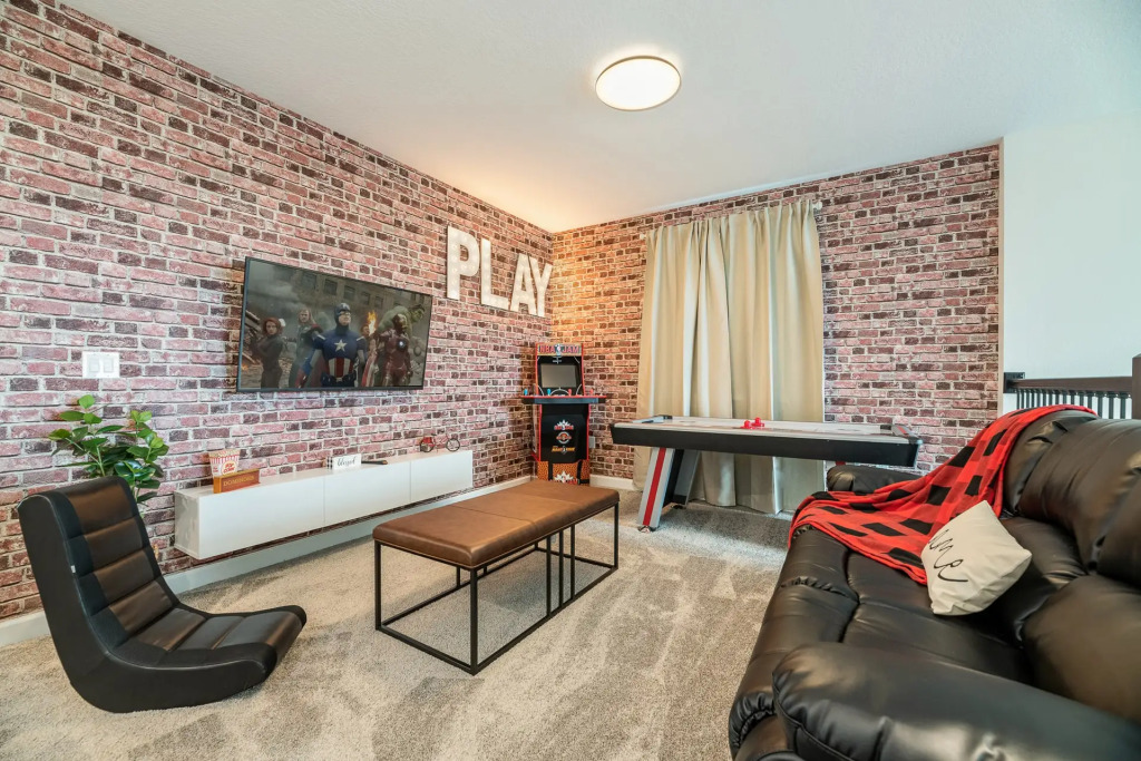 Super comfortable home in Champions Gate with private pool