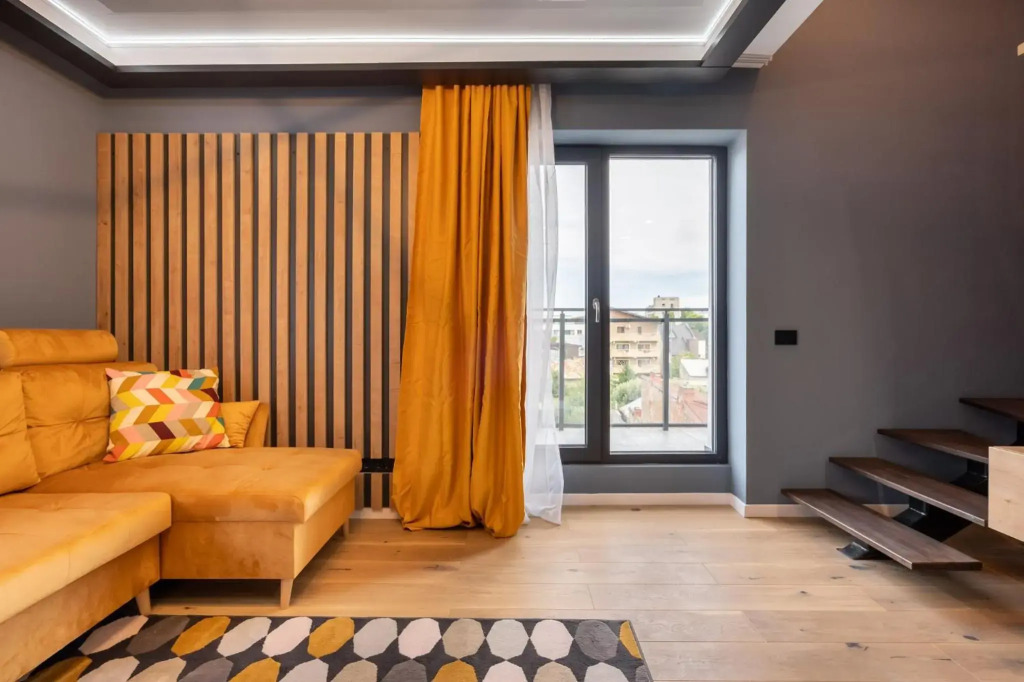 Sunflower- Designer 2R apartment near Piata Unirii with circular terrace