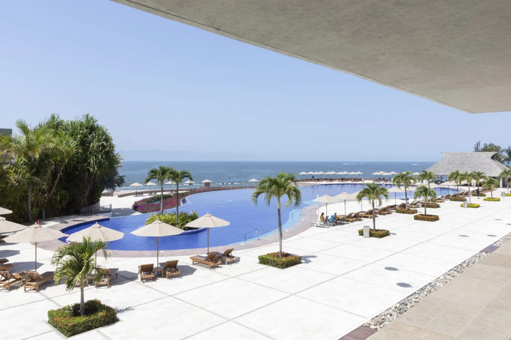 Capitalia Tres Mares Beach Residences & Marina