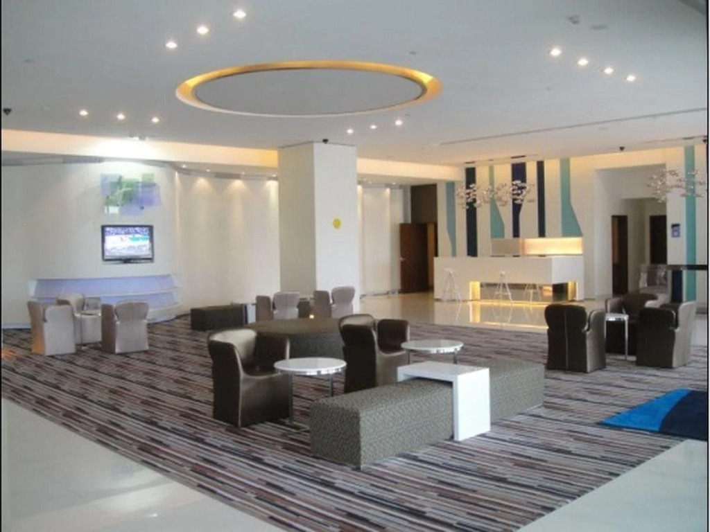 Holiday Inn Express Shanghai Nanhuizui