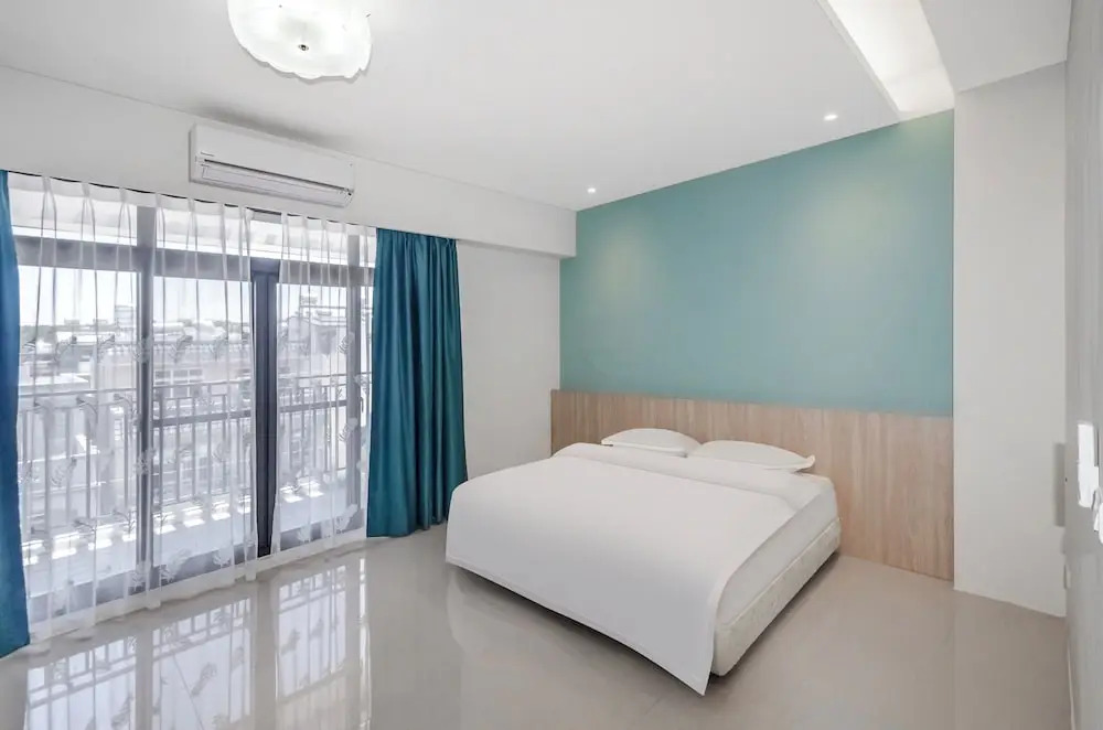 Spring Rain Hostel