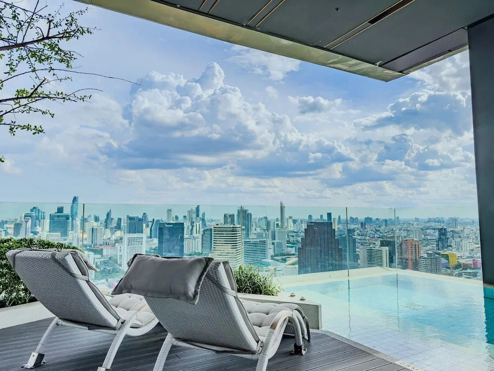 Luxury APT Central Bangkok Siam Paragon · Central World