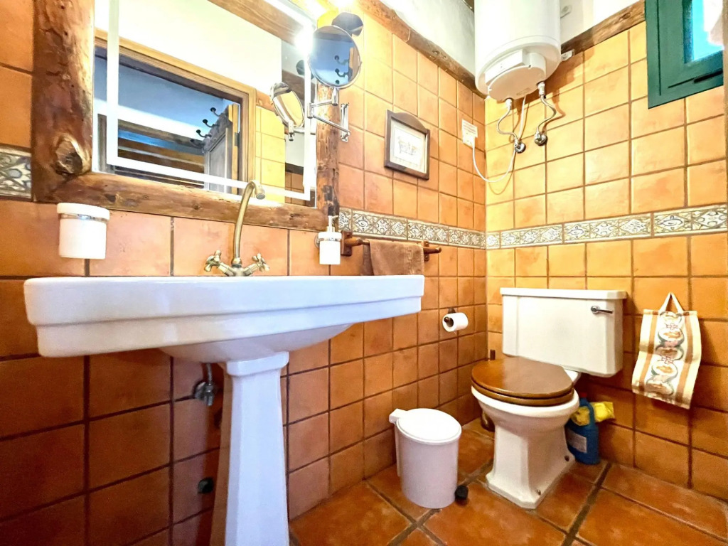 Apartment in rural house with Wifi and ocean view