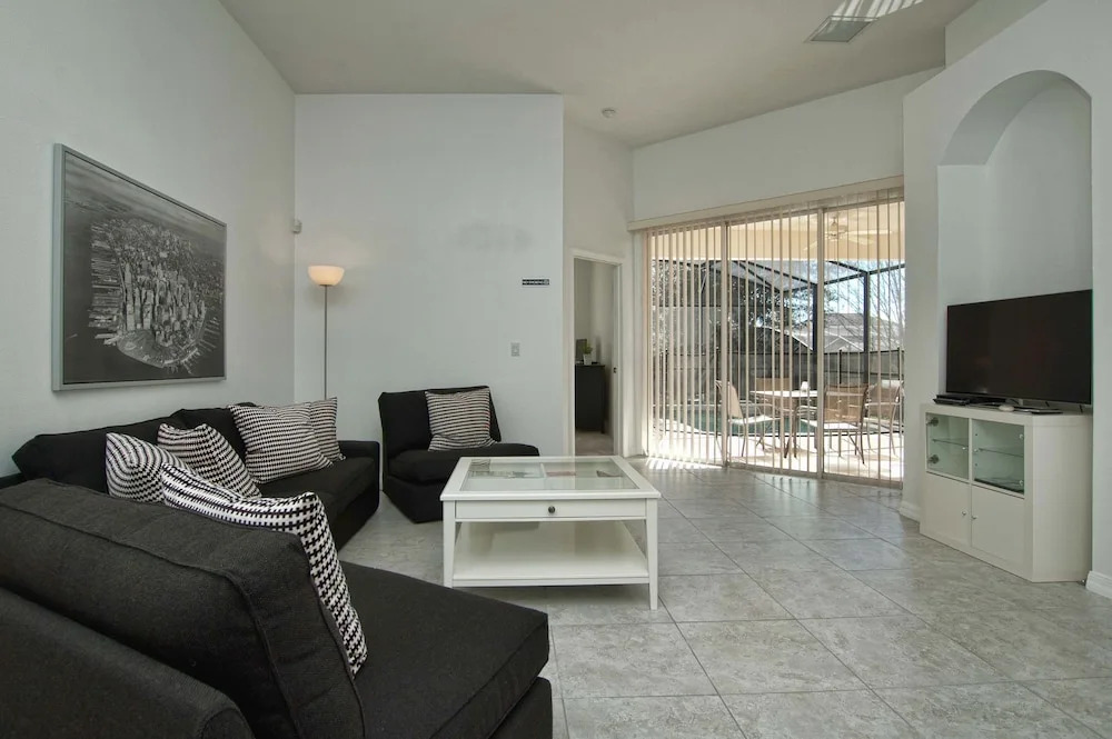 Calabay Parc 4 Bedroom House w Pool - 4801CP