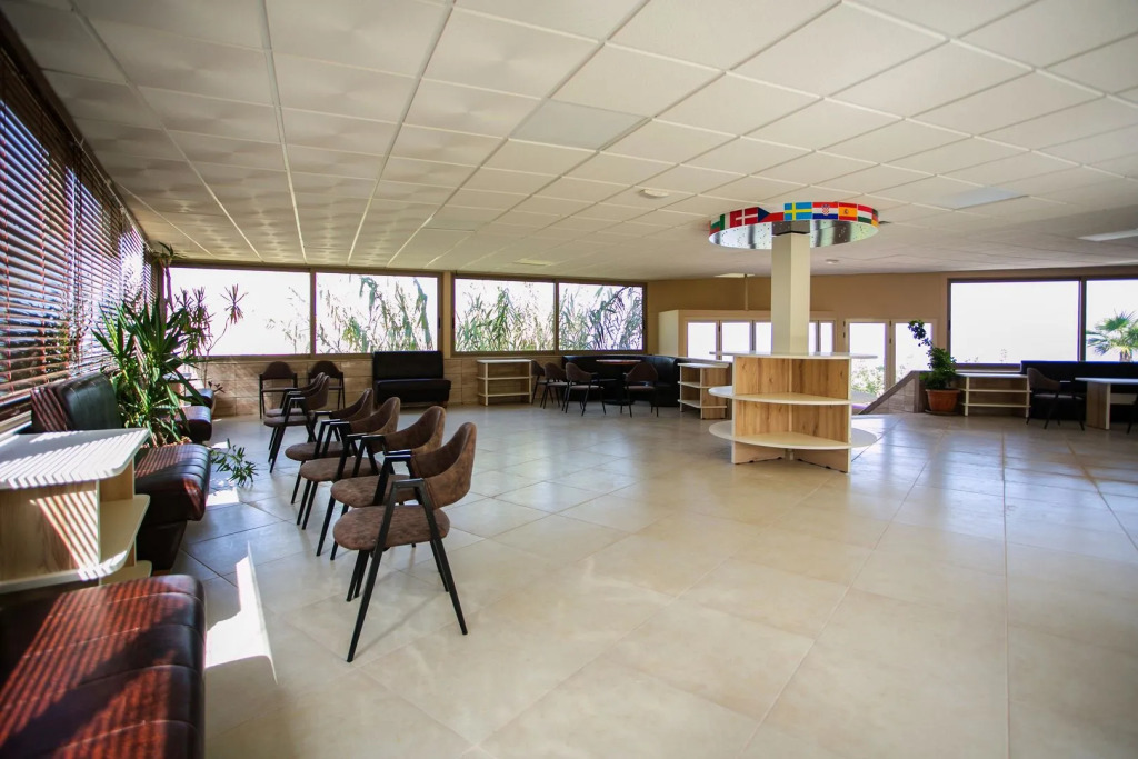 SunBay Hotel