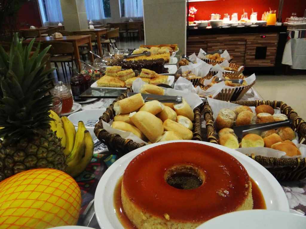 Emirates Hotel & Suites