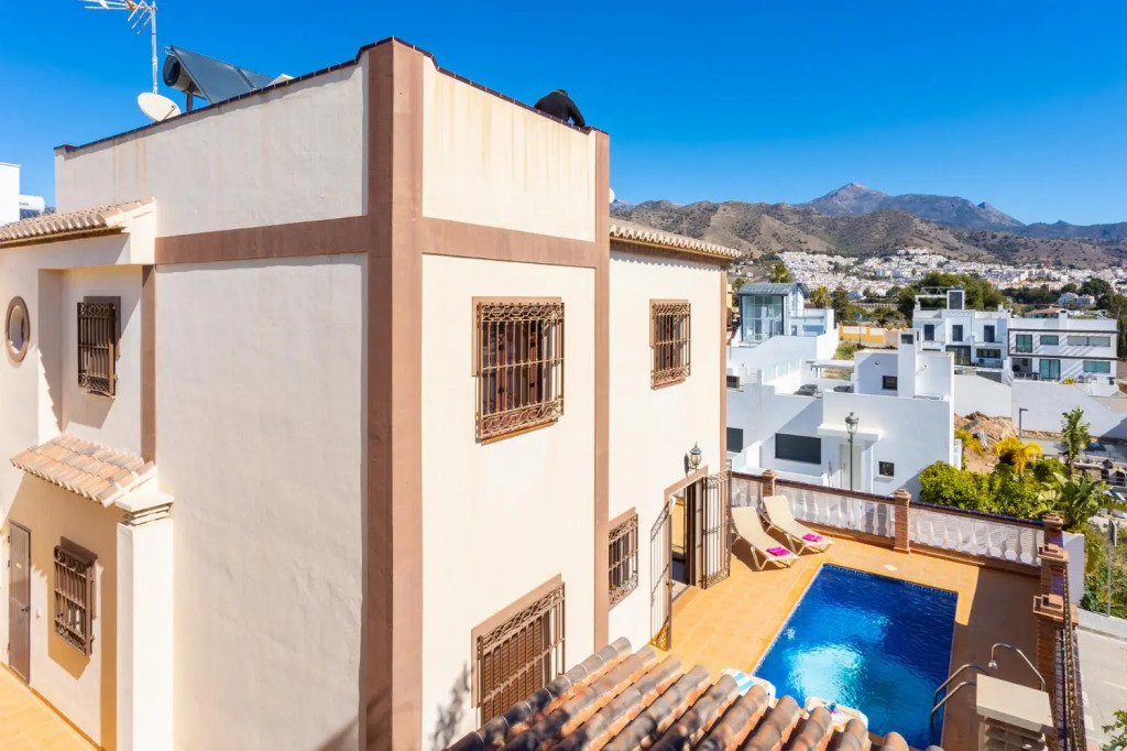 Villa Miguel Franco by Casitas Select