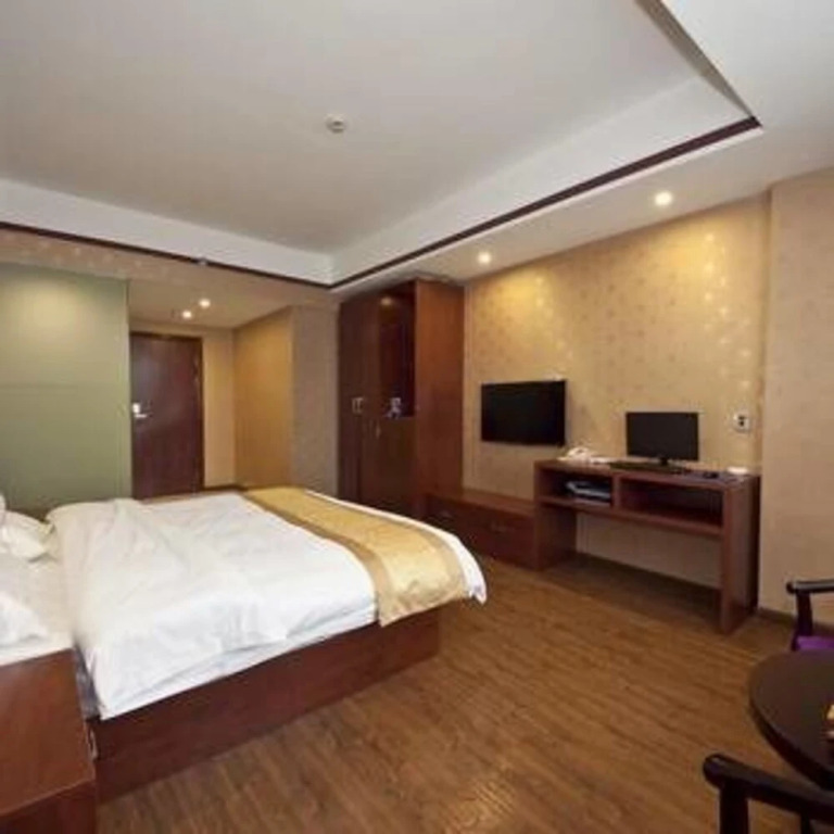 Aier Hotel