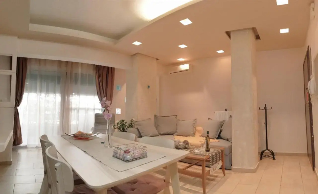 A7 Beauty Vouliagmeni Apt in a unique Spot