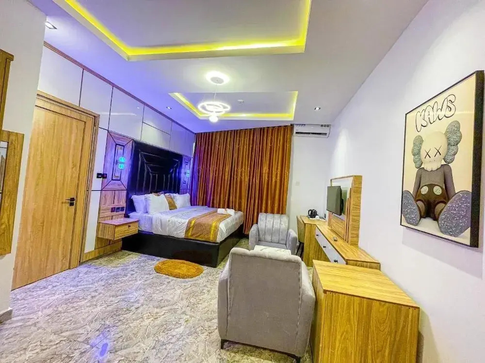 Julicis Hotels and Suites