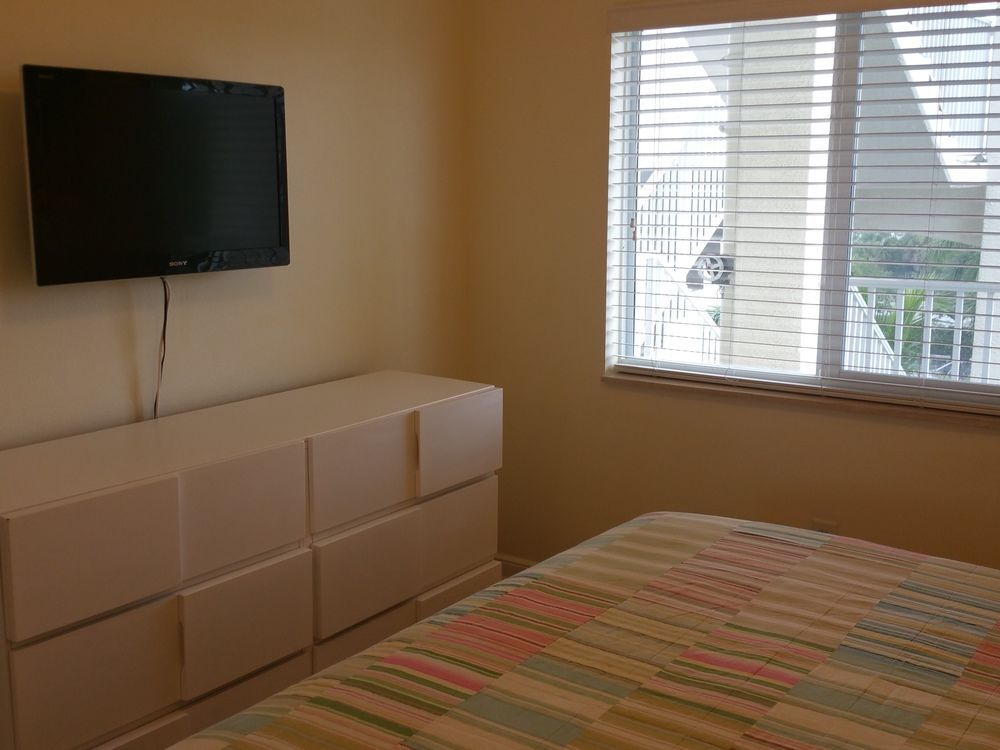 Boca Ciega Resort