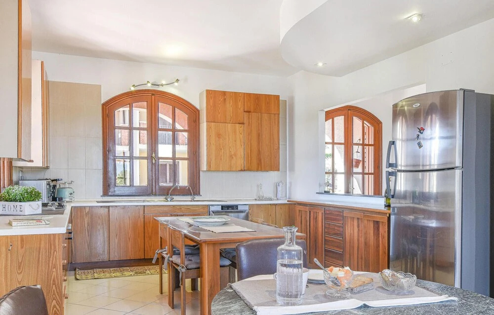 Gorgeous Home In Acicatena