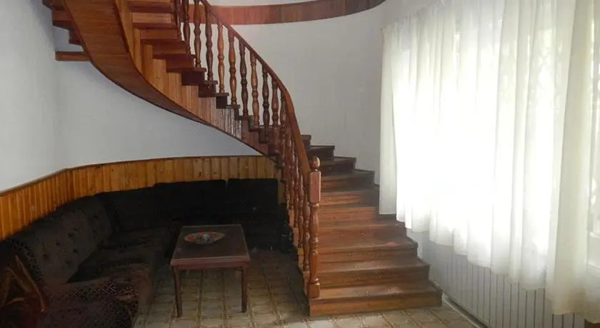 Tsqneti Holiday House