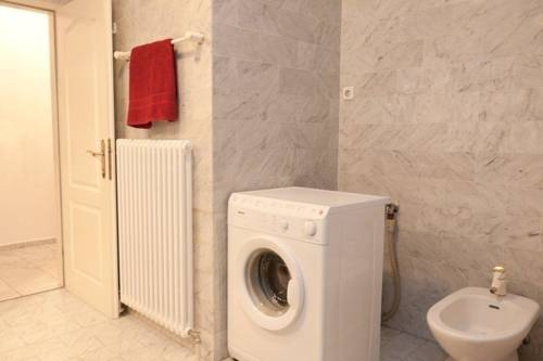Raisa Apartment Krottenbachstraße 68