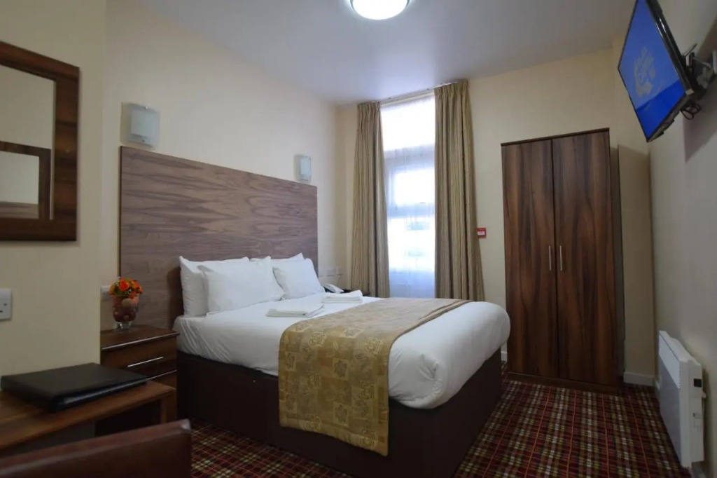 Lucky 8 Hotel