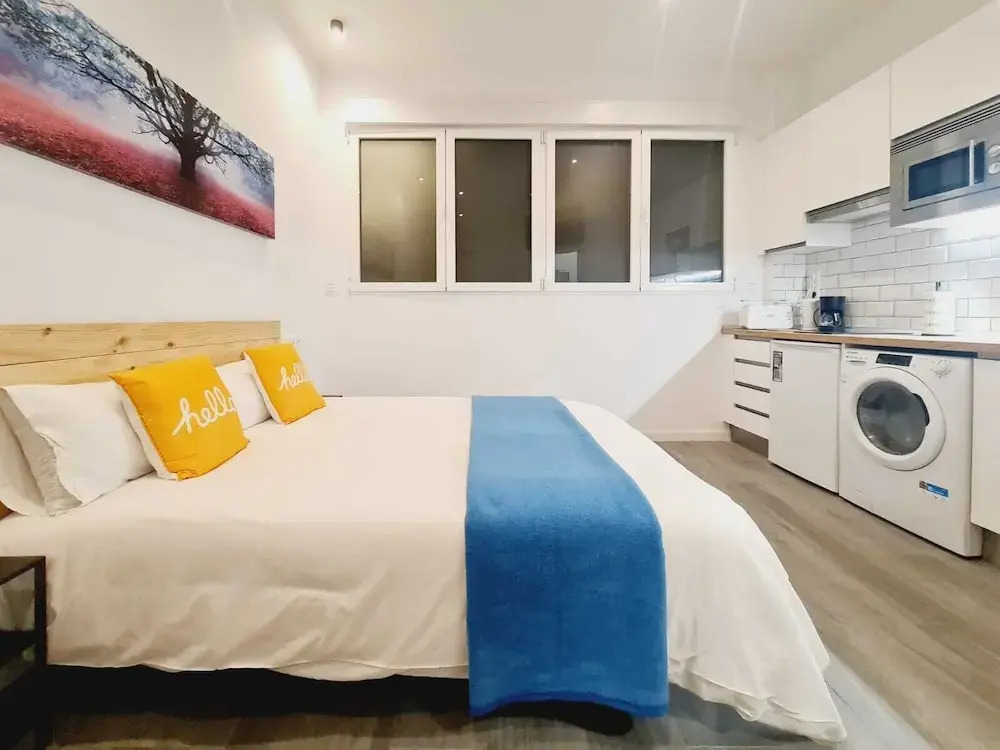 Bilbao ROOMS & KITCHEN Irala