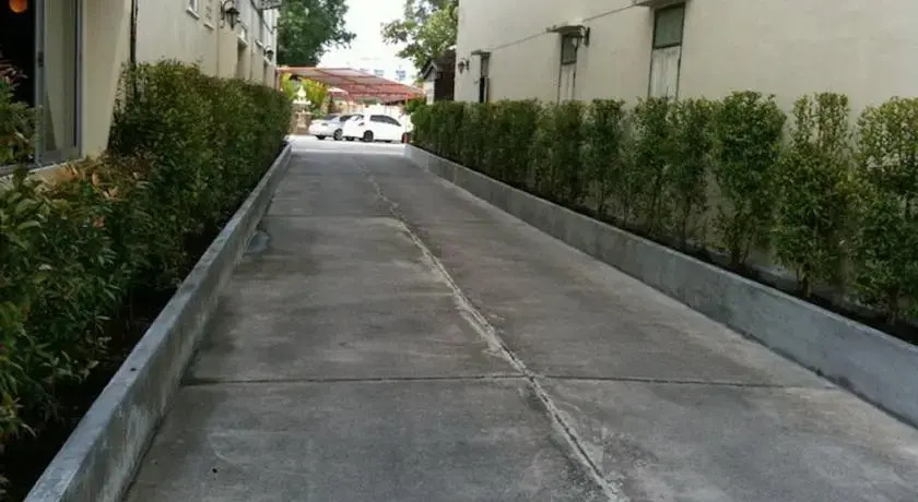 Tawee Mansion