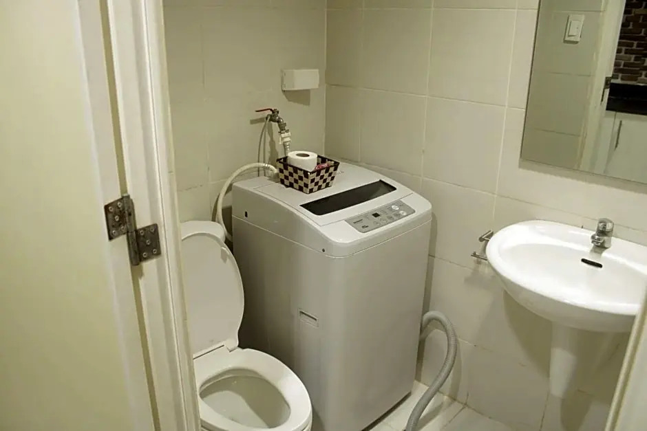 Jerson Staycation Sea Residences near mall of asia pasay