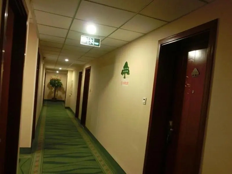 Greentree Inn Jining Railway Station Hotel