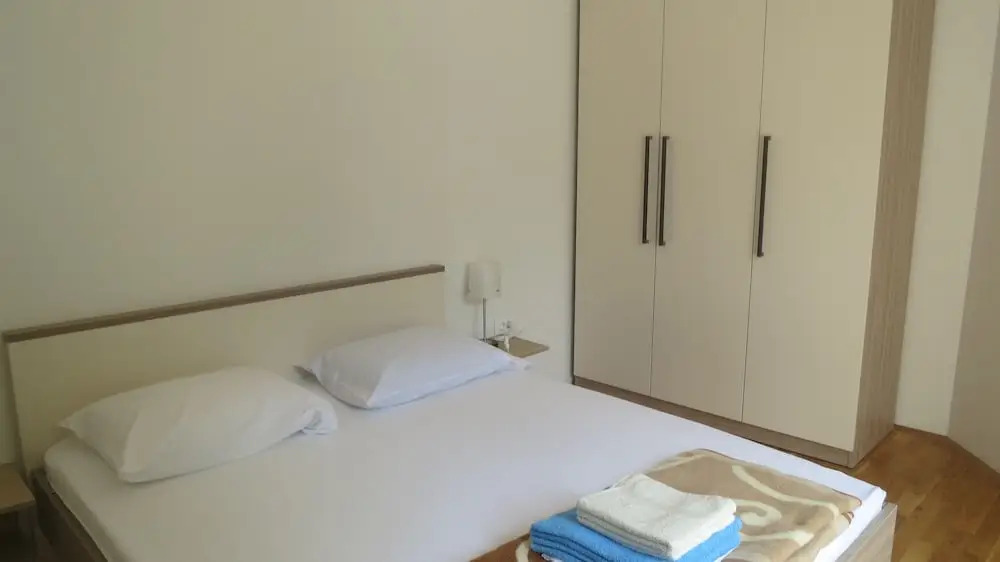 Apartments Davor