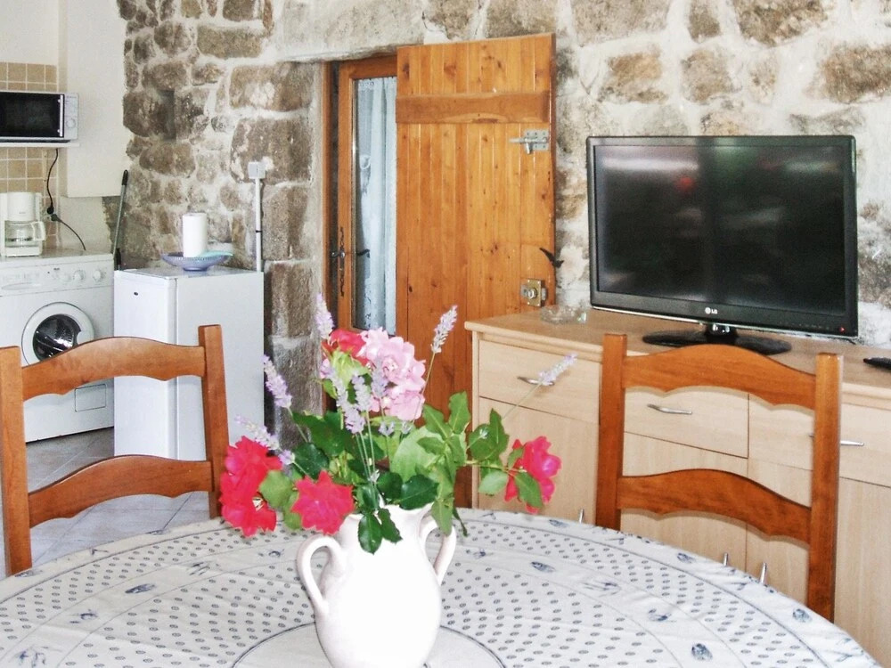 Apartment With 2 Bedrooms in Thueyts, With Wonderful Mountain View, Fu