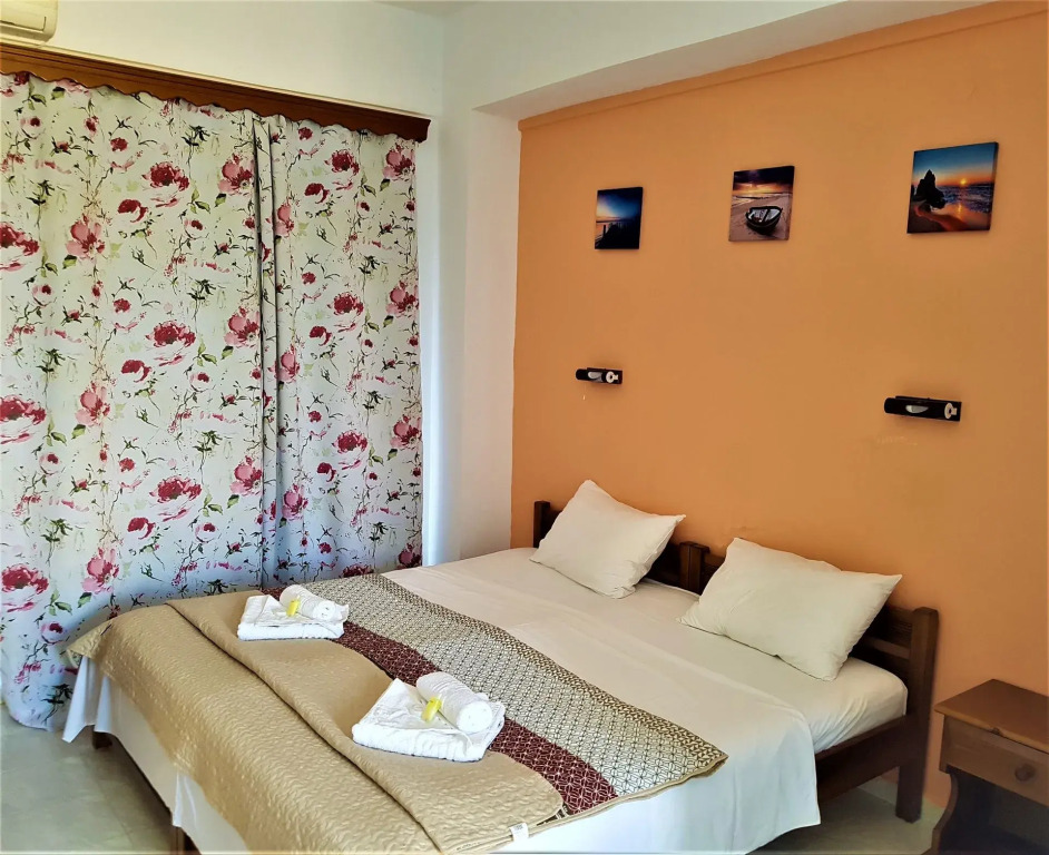 Stars Hotel