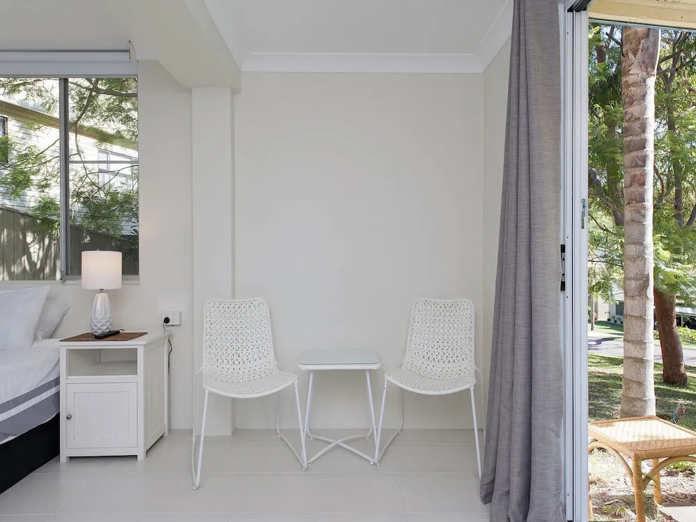 Box Beach Retreat, 29 Essendene Road,