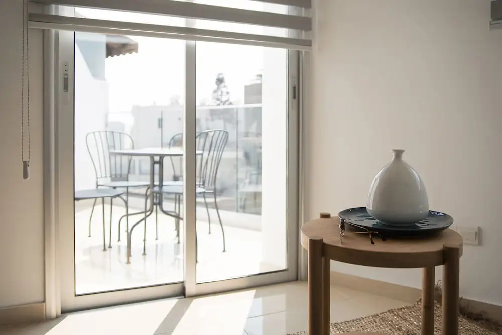 Phaedrus Living: Seaside Luxury Flat Lighthouse 68
