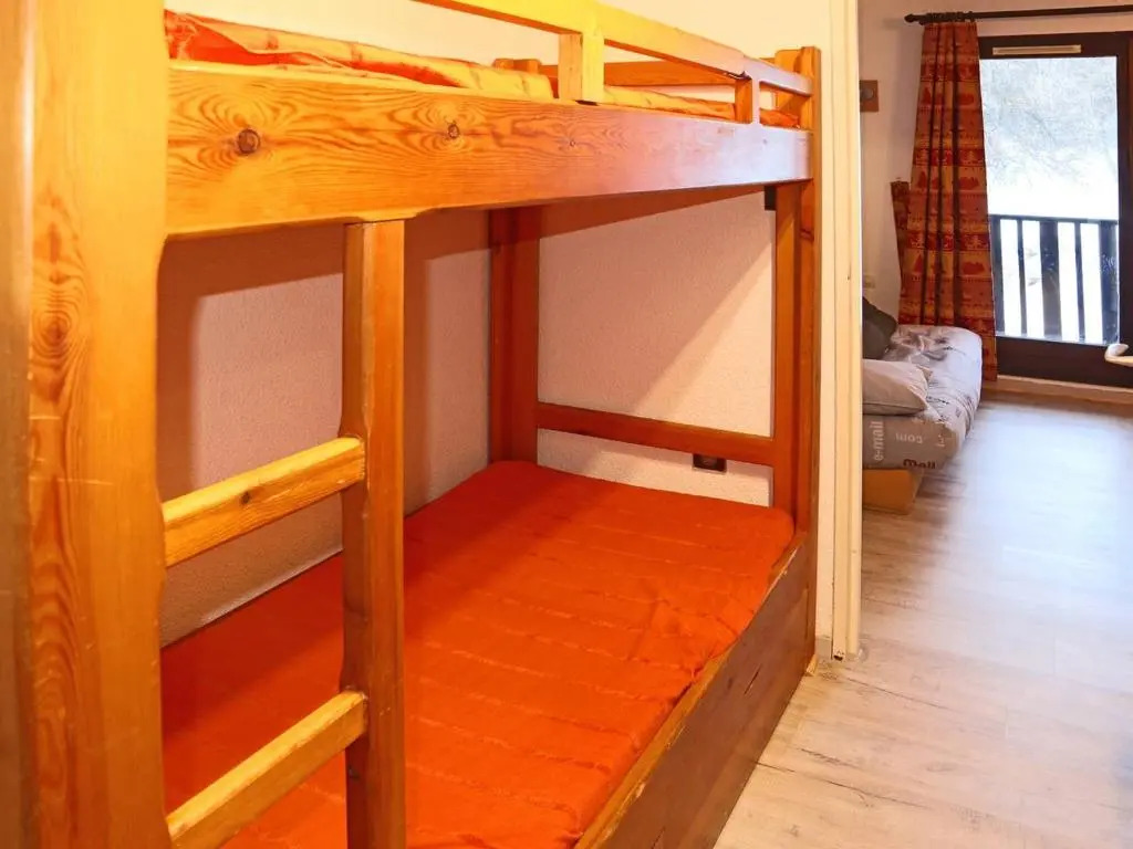 Appartement Les Orres, 1 pièce, 4 personnes - FR-1-322-4