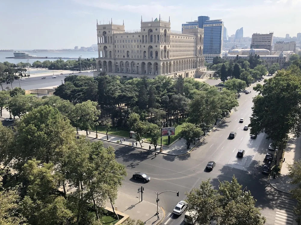 Apartment perfect view F1 and Sea