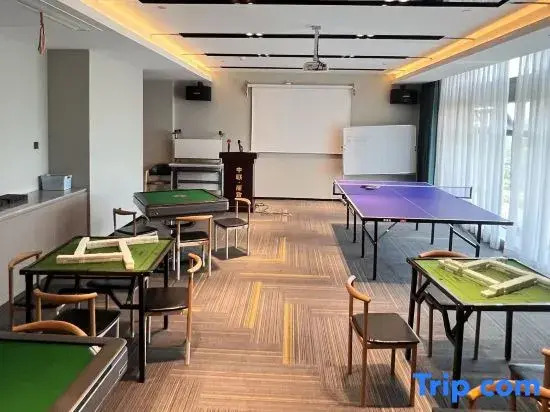 Zhonglian Lizhi Hotel (Wenzhou Longwan JinhaiLake Branch)