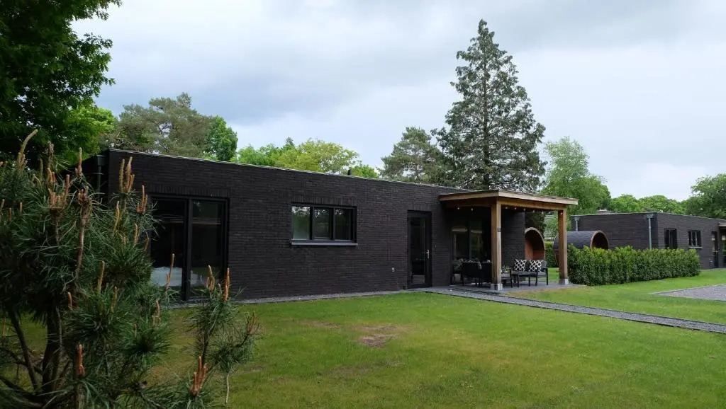 The White Oak - Luxe 4 persoons bungalow met prive sauna