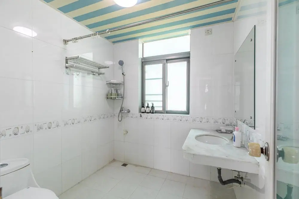 Locals Boutique Apartment Jida No.3