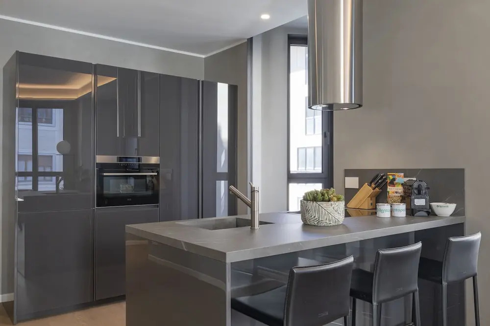 Central Tower S Babila - Elegant 2bdr With Rooftop Terrace