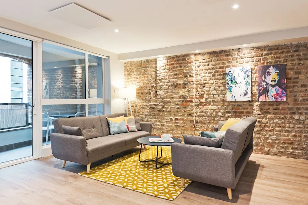 Temple Bar Crown Square Apartments