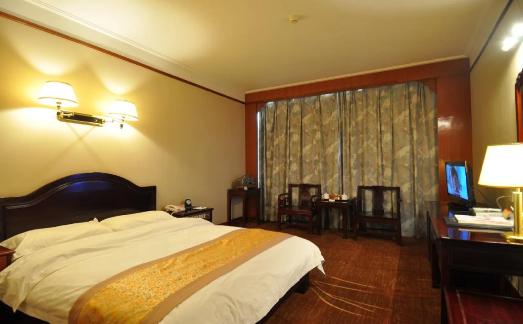 Zibo Puquan Hotel