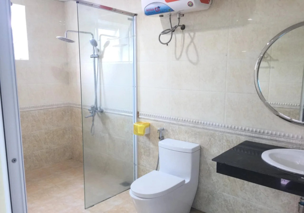 Long Giang Hotel