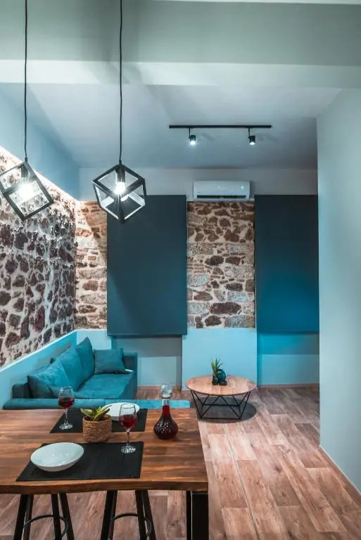 NOHO Boutique , premium living Dikeou 8
