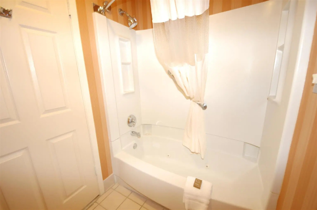 Richmond Inn & Suites-baton Rouge