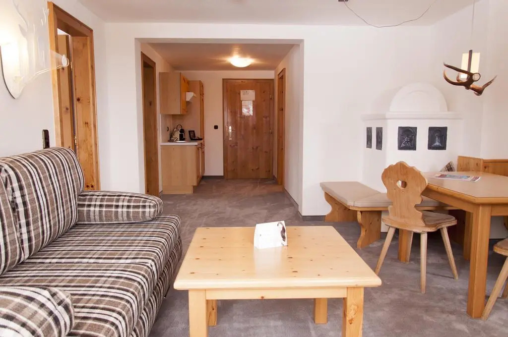 Wellness Aparthotel "Lechlife" incl Aussen und Innenpool - 400m zum LIFT