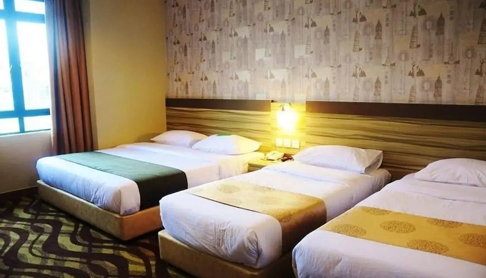 Victory City Hotel Crystal Bay