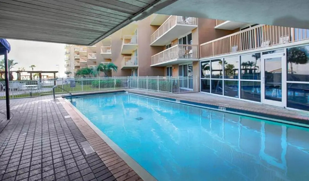 Just Updated - Beachfront Ocean view, 19th Floor